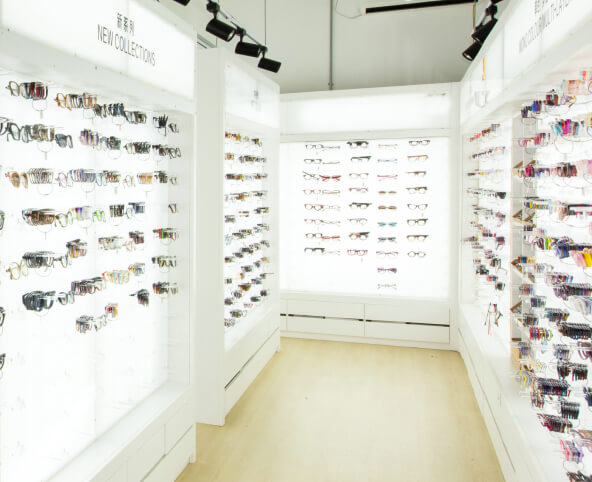 Trusted Optical Manufacturer in UAE