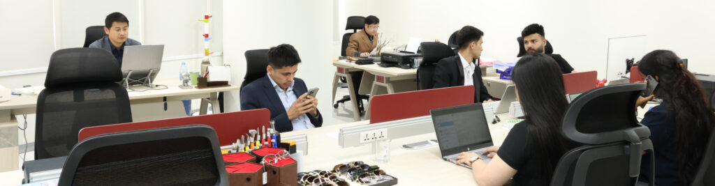 D Marjan UAE office team with eyewear samples