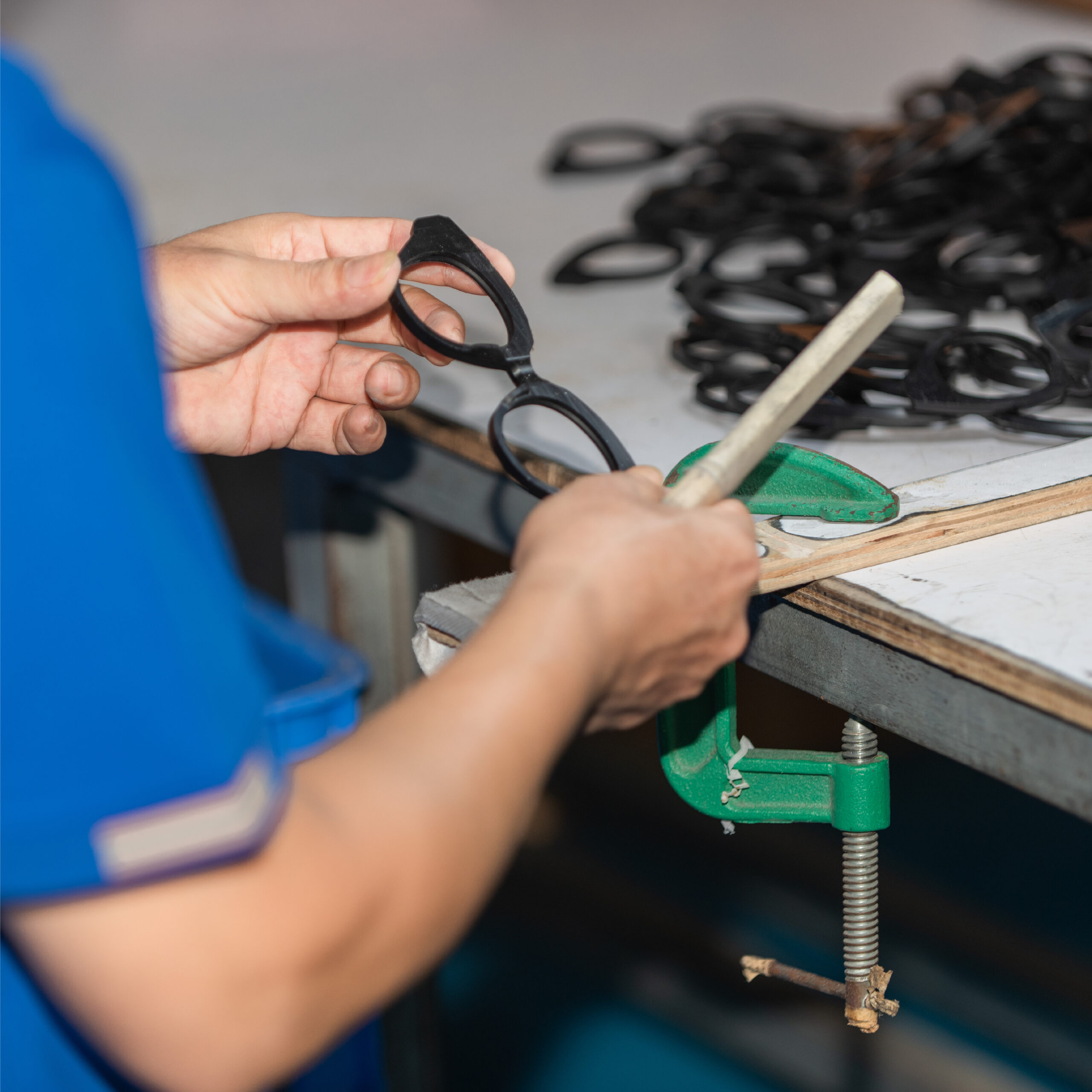 acetate frames manufacturer technology