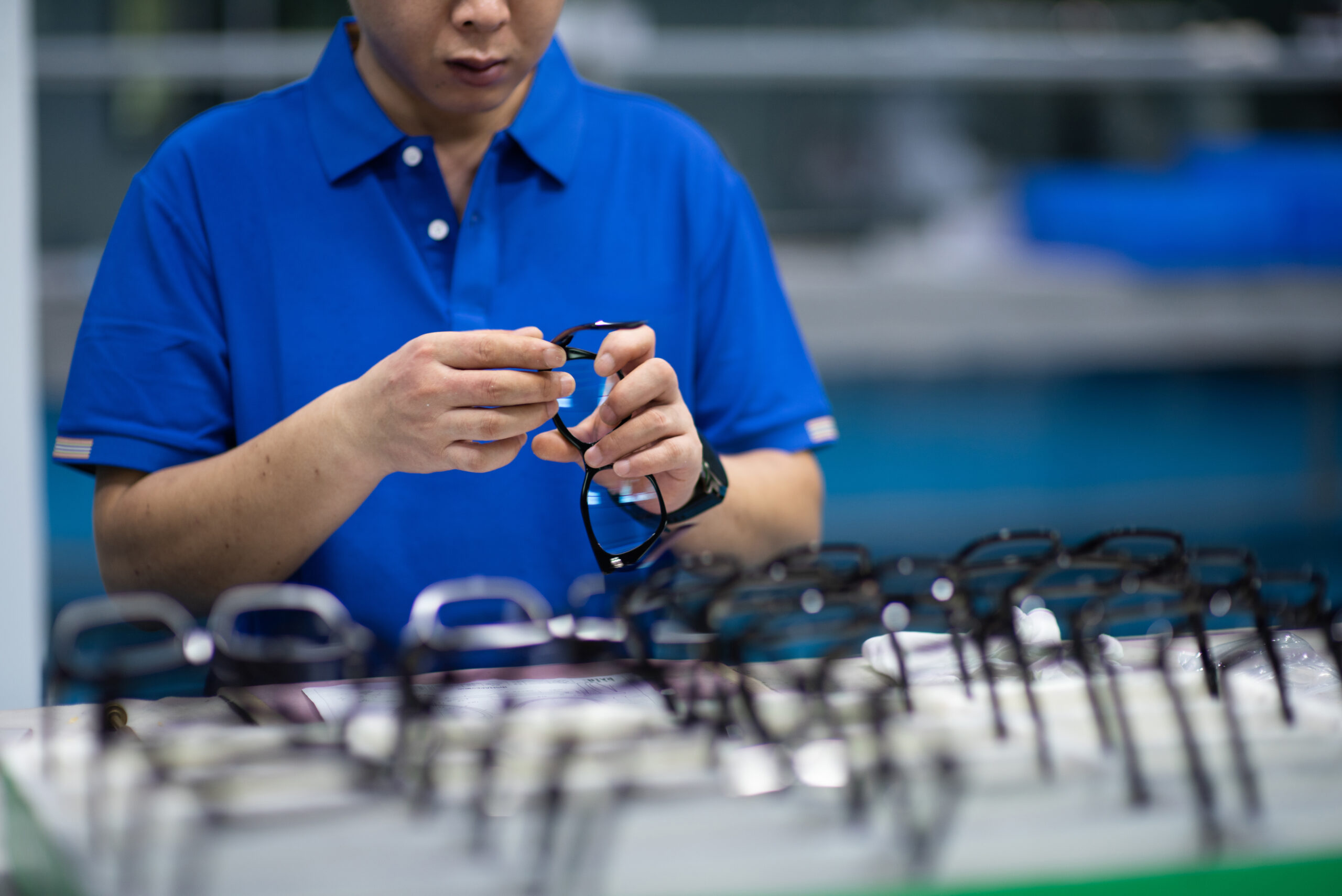 Eyewear quality review process
