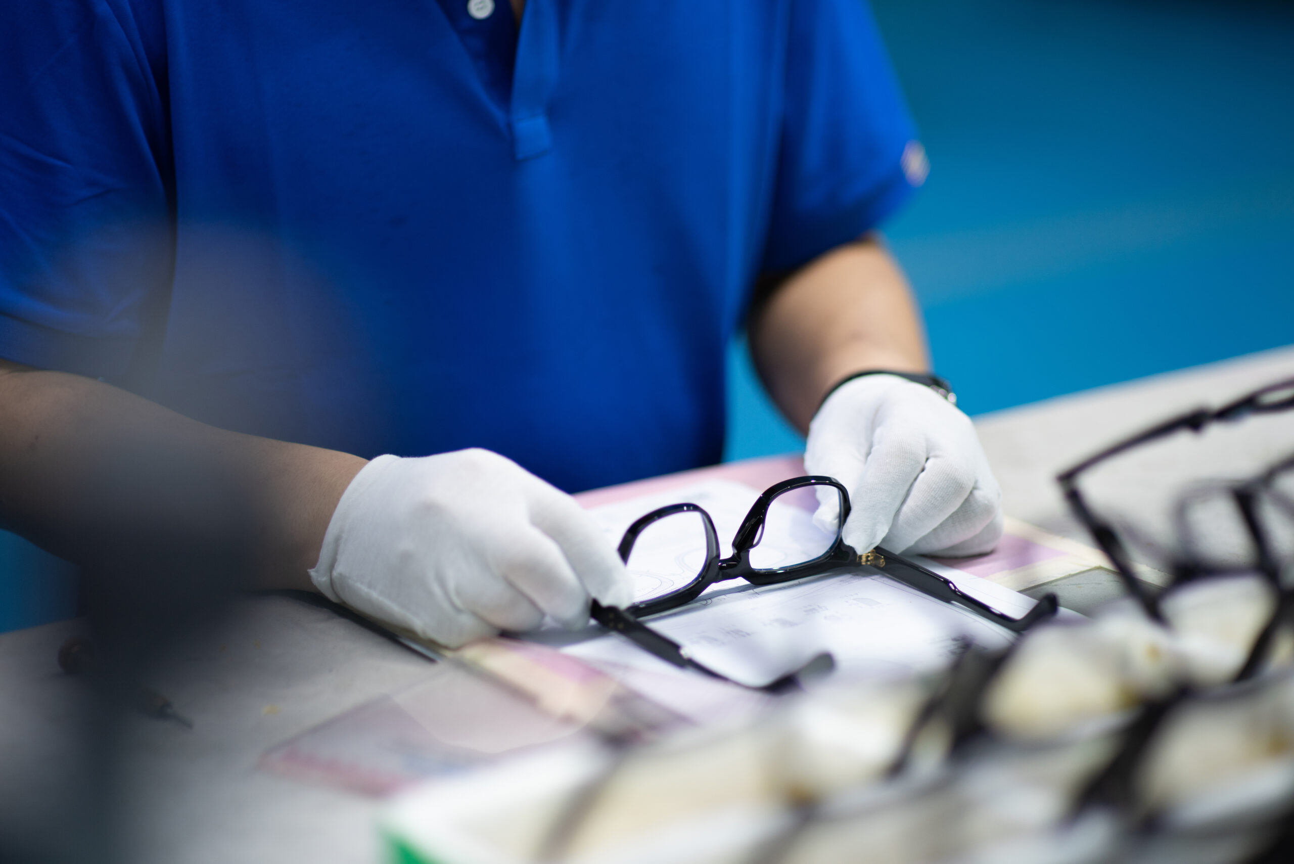 Detail application during eyewear production