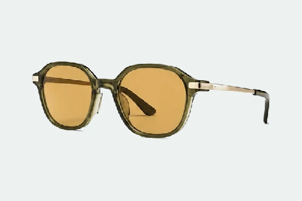 Gold eyewear colour direction