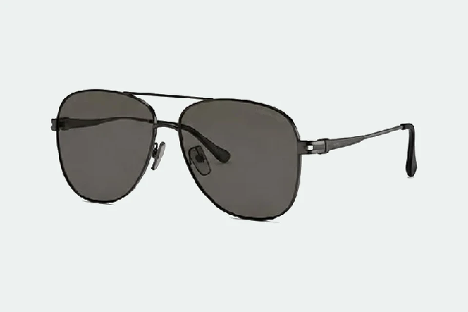 Silver eyewear colour direction